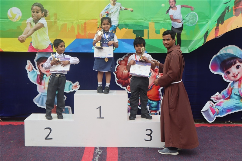AWARD CEREMONY OF FANCY DRESS & SOLO DANCE(CLASS PRE-PRIMARY)