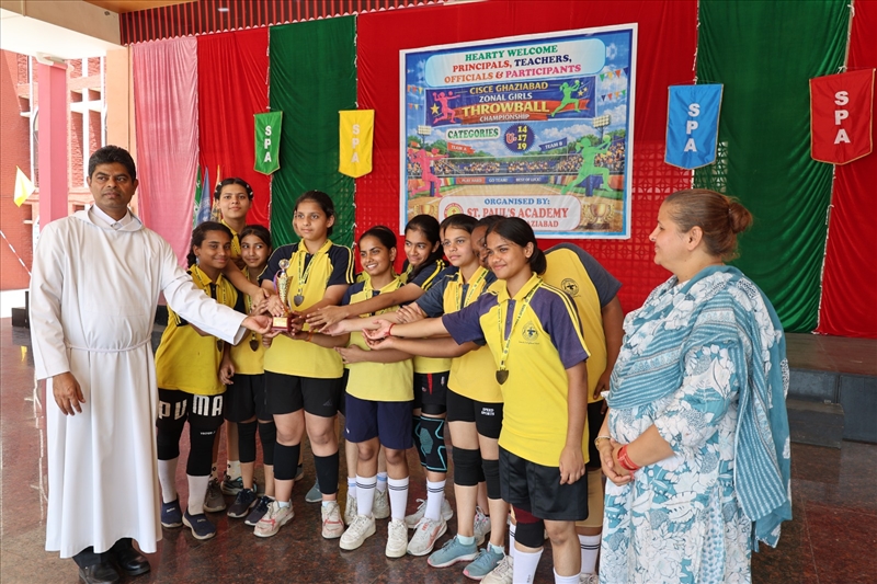 CISCE GHAZIABAD GIRLS UNDER 17 THROWBALL CHAMPIONSHIP {1ST RUNNER UP}