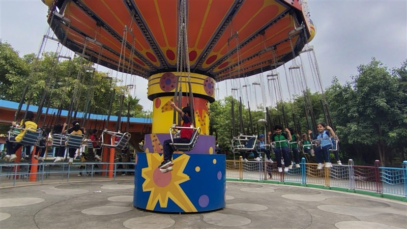 DAY OUT 2026